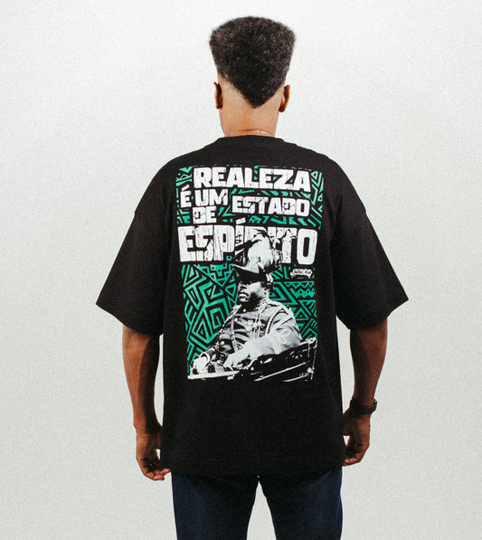 Camiseta Oversized - Garvey Realeza