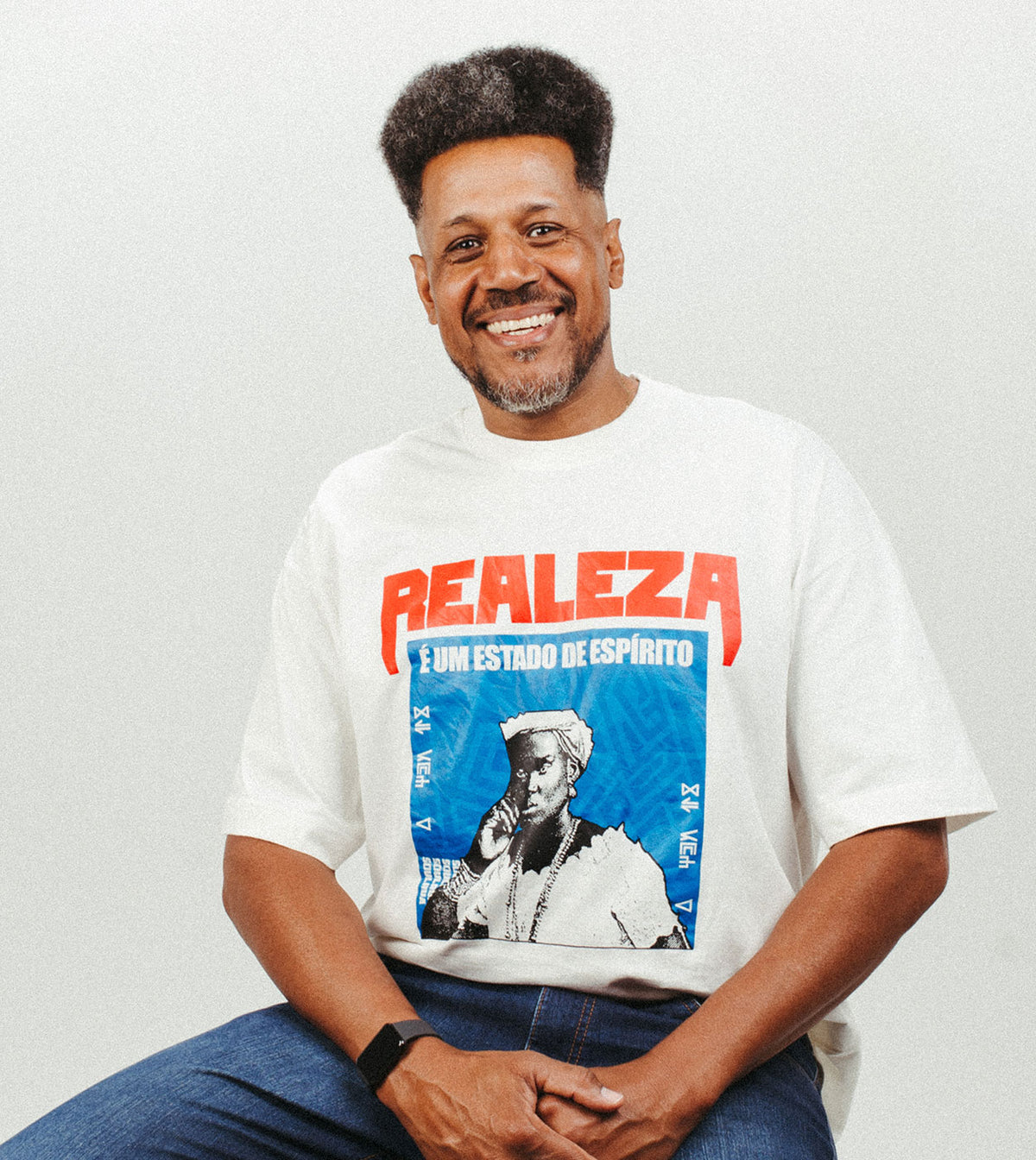Camiseta Oversized - REALEZA É UM ESTADO